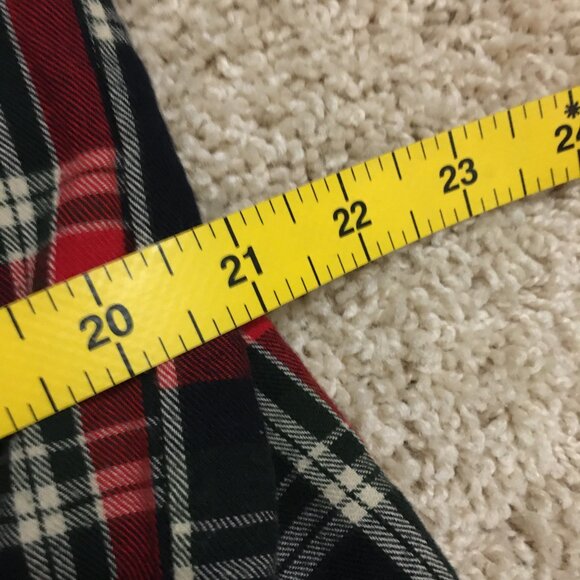 100% Cotton Plaid Button Down Twist Hem Droptail Shirt - Picture 12 of 15